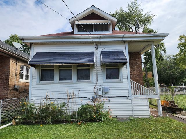 8350 S Carpenter Street, Chicago, IL 60620