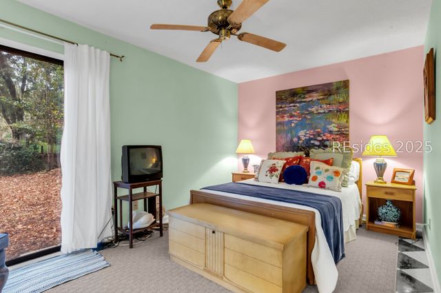 22 Marblehead Road E, Hilton Head Island, SC 29926