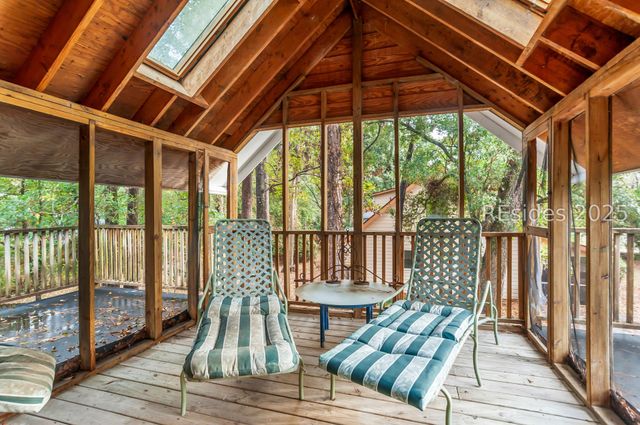 22 Marblehead Road E, Hilton Head Island, SC 29926