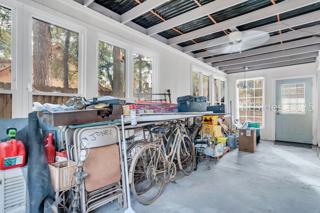 22 Marblehead Road E, Hilton Head Island, SC 29926