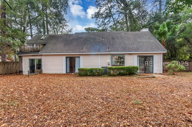 22 Marblehead Road E, Hilton Head Island, SC 29926