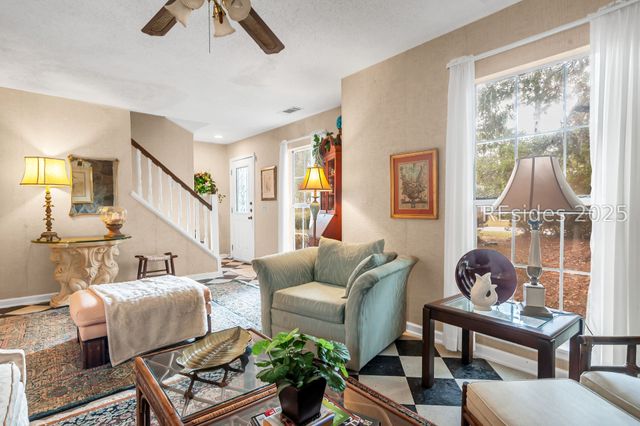 22 Marblehead Road E, Hilton Head Island, SC 29926