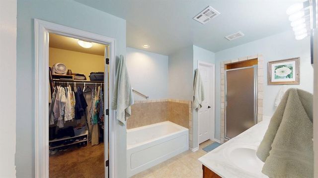 805 Canyon Drive, Yukon, OK 73099