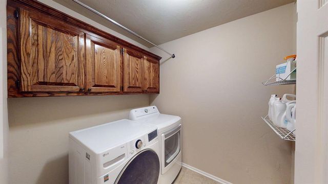 805 Canyon Drive, Yukon, OK 73099