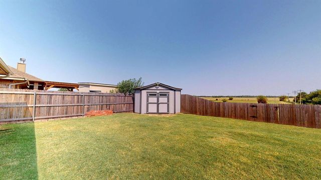 805 Canyon Drive, Yukon, OK 73099