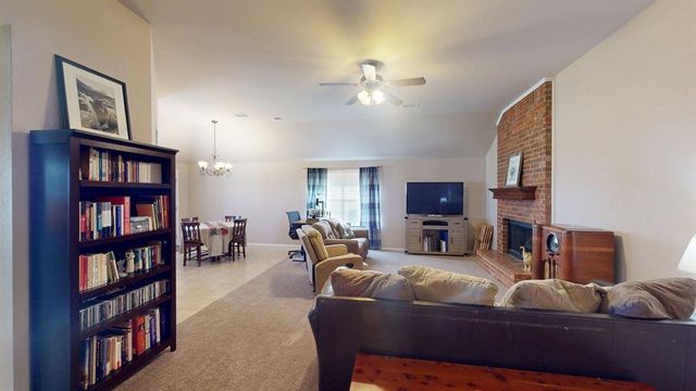 805 Canyon Drive, Yukon, OK 73099