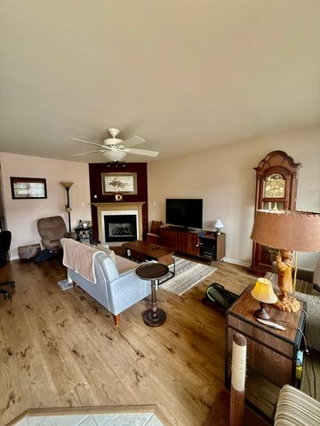 1816 Elderberry Court, Crown Point, IN 46307