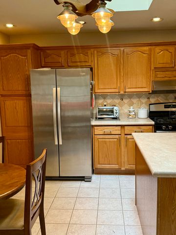 1816 Elderberry Court, Crown Point, IN 46307