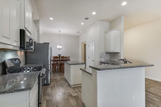 2300 Lookout Range DR, Leander, TX 78641