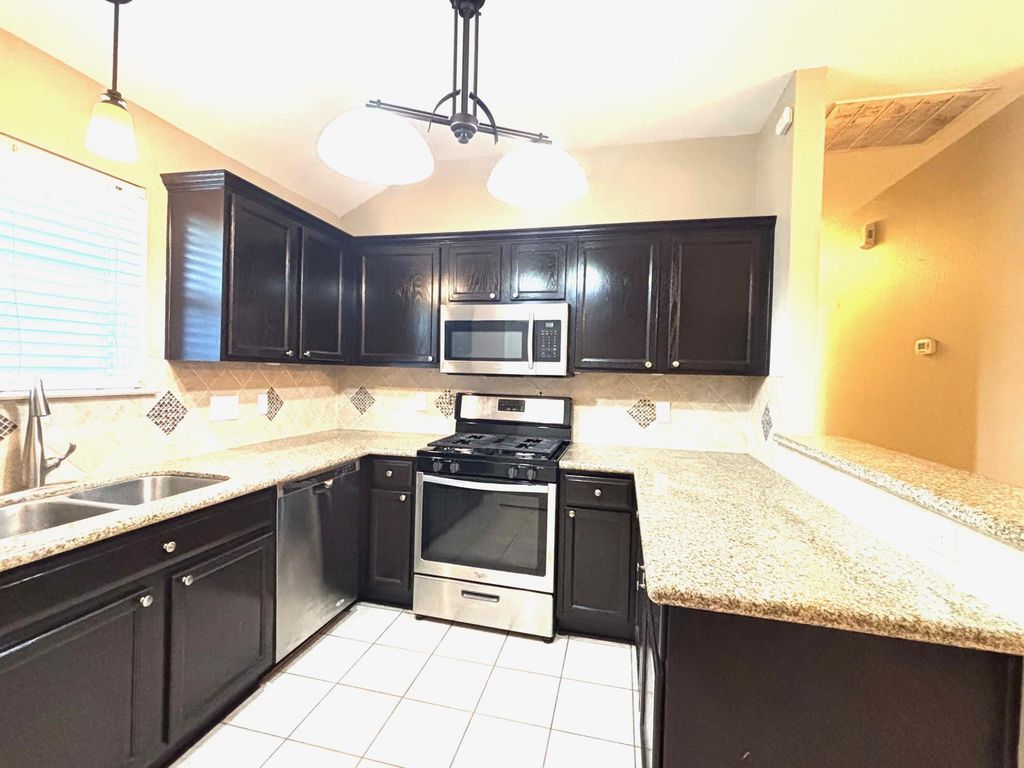 5707 Onia Lane, Richmond, TX 77469