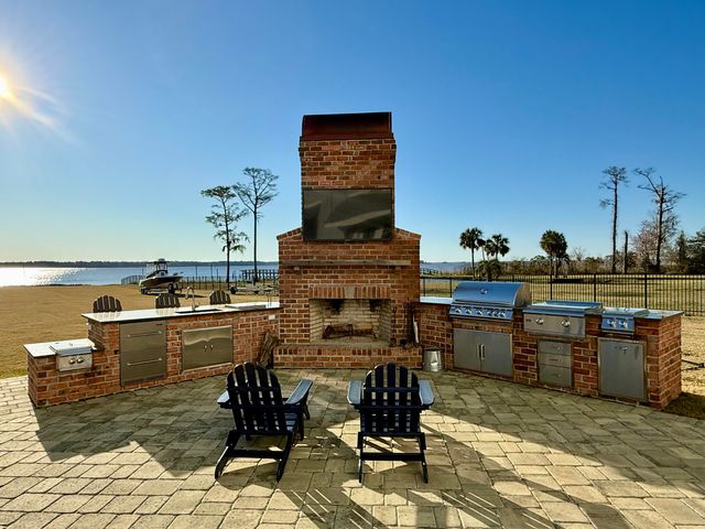 2425 S Bay Street, Georgetown, SC 29440