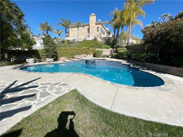 7248 Whitehall Lane, West Hills, CA 91307