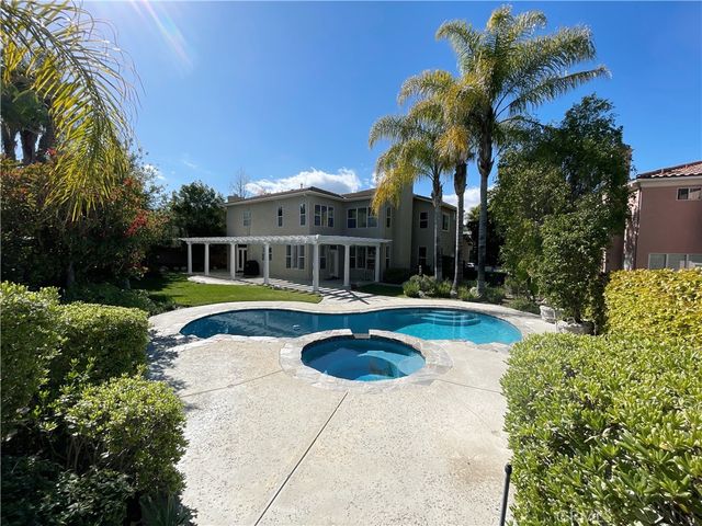 7248 Whitehall Lane, West Hills, CA 91307