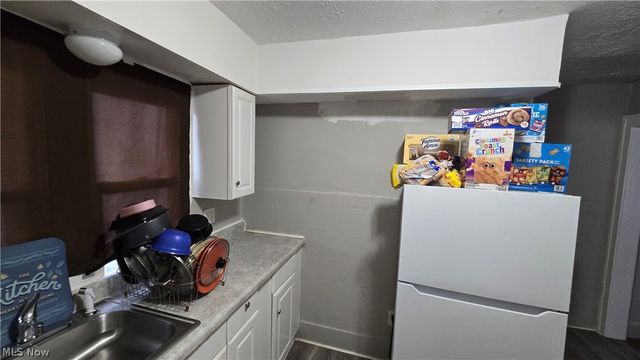 11105 Revere Avenue, Cleveland, OH 44105