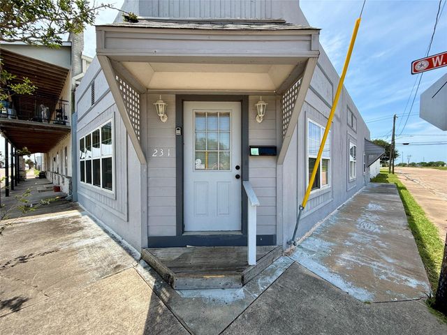 231 W Broad Street, Freeport, TX 77541
