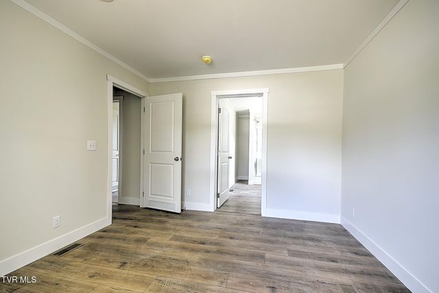 400 Highland Meadows Drive, Blountville, TN 37617