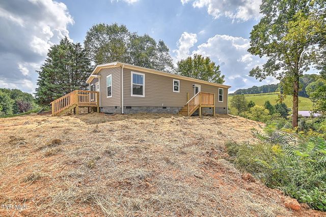 400 Highland Meadows Drive, Blountville, TN 37617