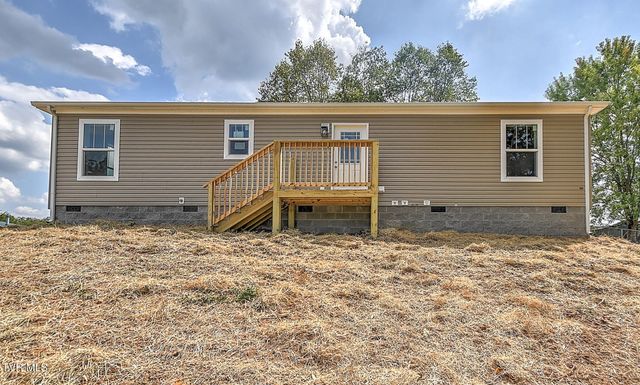 400 Highland Meadows Drive, Blountville, TN 37617