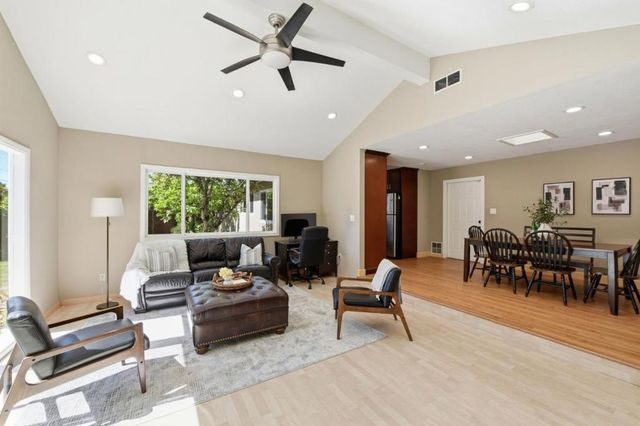 10128 E Estates Drive, Cupertino, CA 95014