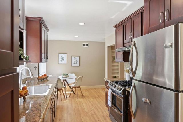 10128 E Estates Drive, Cupertino, CA 95014