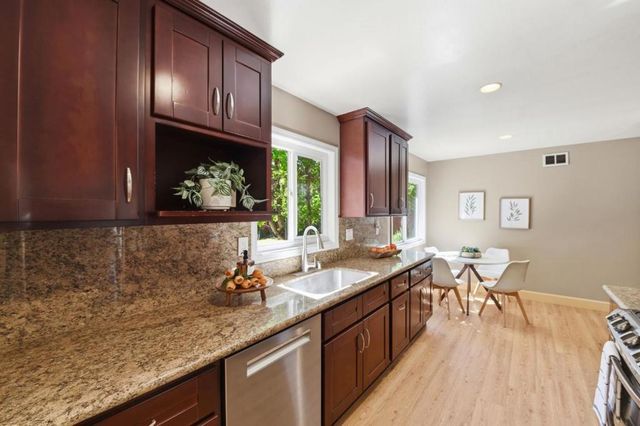 10128 E Estates Drive, Cupertino, CA 95014