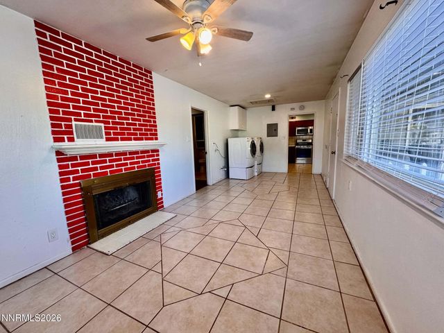 330 Richards Way, Sparks, NV 89431