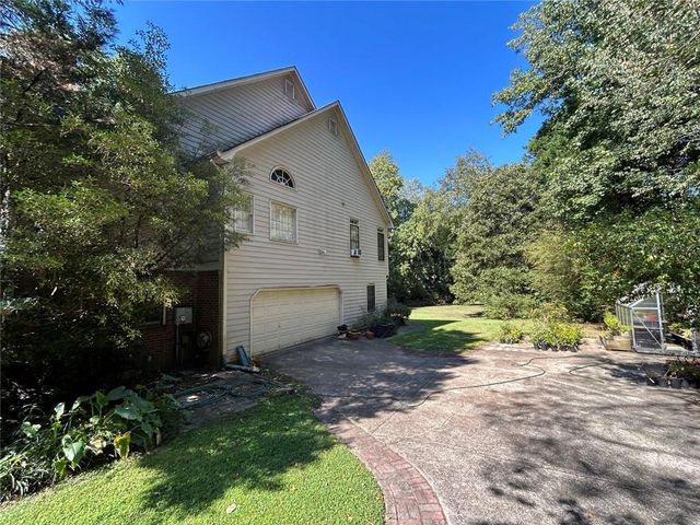 3201 Shaw Road, Marietta, GA 30066