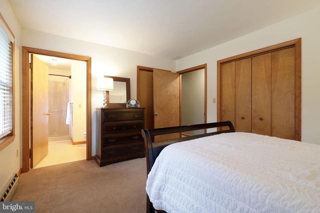 311 GOLDFINCH DR, State College, PA 16801