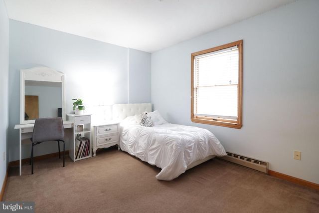 311 GOLDFINCH DR, State College, PA 16801