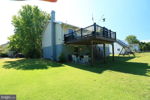 311 GOLDFINCH DR, State College, PA 16801