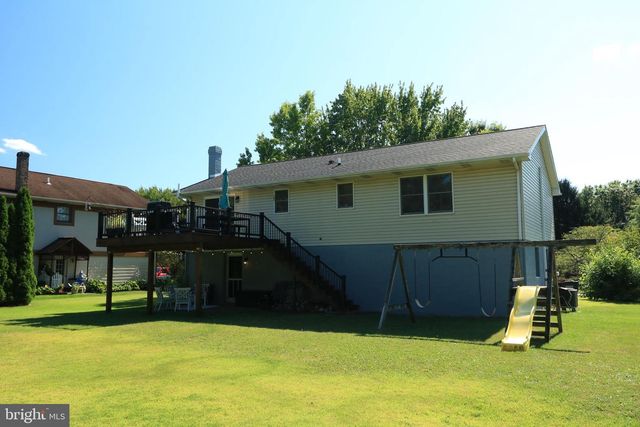 311 GOLDFINCH DR, State College, PA 16801