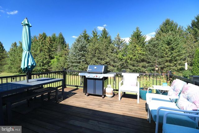 311 GOLDFINCH DR, State College, PA 16801