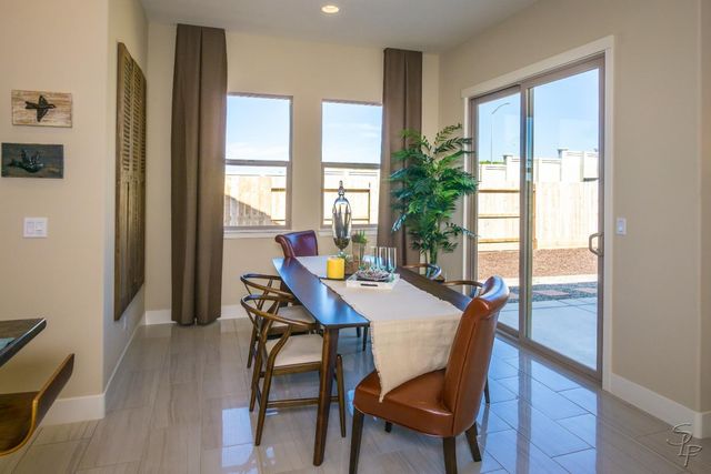 837 Emma Court, Hollister, CA 95023