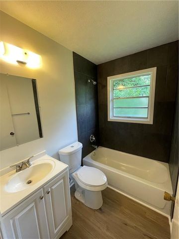 2906 Skyland Drive NE, Brookhaven, GA 30341