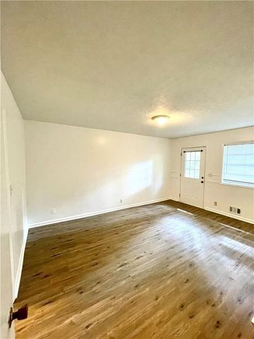 2906 Skyland Drive NE, Brookhaven, GA 30341