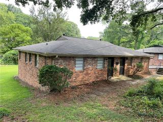 2906 Skyland Drive NE, Brookhaven, GA 30341