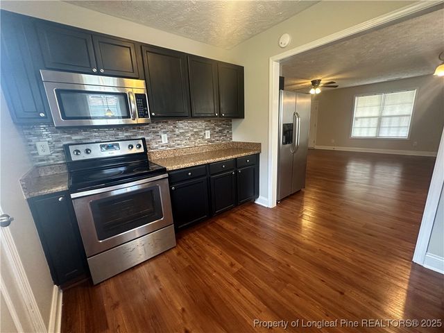 450 Copper Creek Drive, Raeford, NC 28376