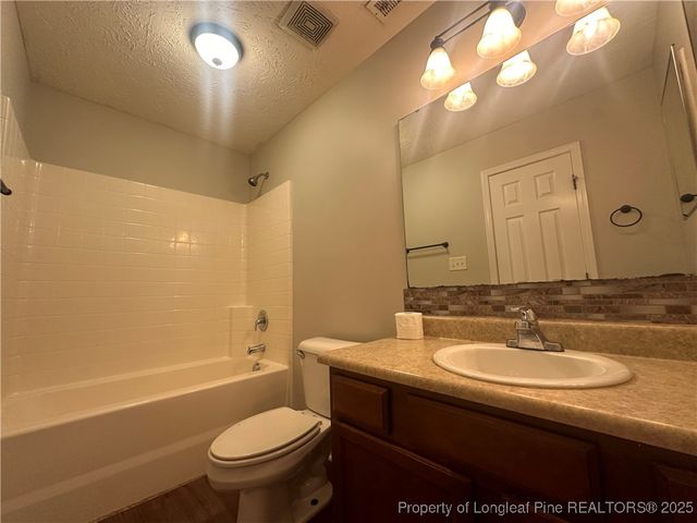 450 Copper Creek Drive, Raeford, NC 28376