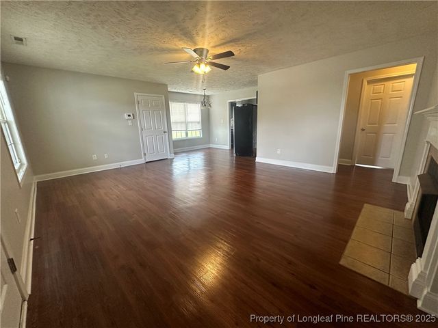 450 Copper Creek Drive, Raeford, NC 28376