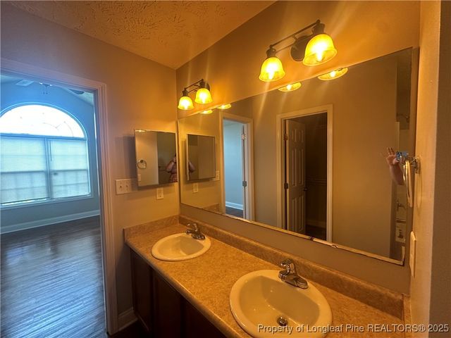 450 Copper Creek Drive, Raeford, NC 28376