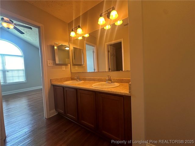 450 Copper Creek Drive, Raeford, NC 28376