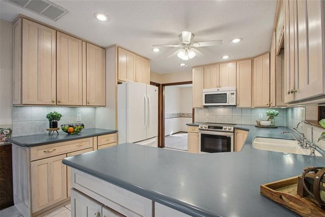 14057 Westcreek Road, Piedmont, OK 73078