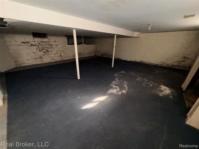 1953 Jiroch Street, Muskegon, MI 49442