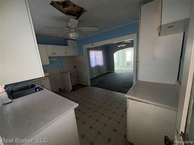 1953 Jiroch Street, Muskegon, MI 49442