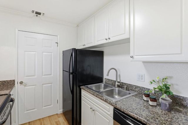 450 Bollinger Canyon Lane 390, San Ramon, CA 94582