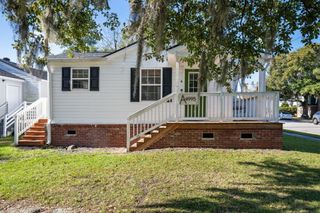4995 Chateau Avenue A/B, North Charleston, SC 29405