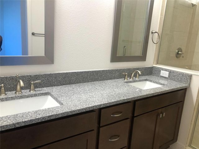 10090 SUNNIFA ALLEY, Orlando, FL 32832