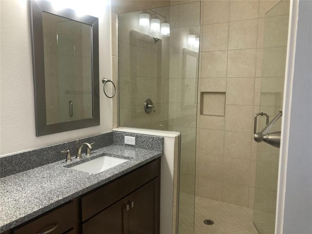 10090 SUNNIFA ALLEY, Orlando, FL 32832