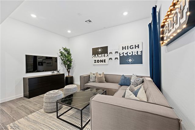 234 Bellevue Grove Avenue, Henderson, NV 89015