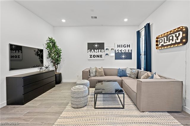 234 Bellevue Grove Avenue, Henderson, NV 89015